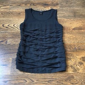 Ann Taylor Sleeveless Top. Ruffle Detail Front. Size small.